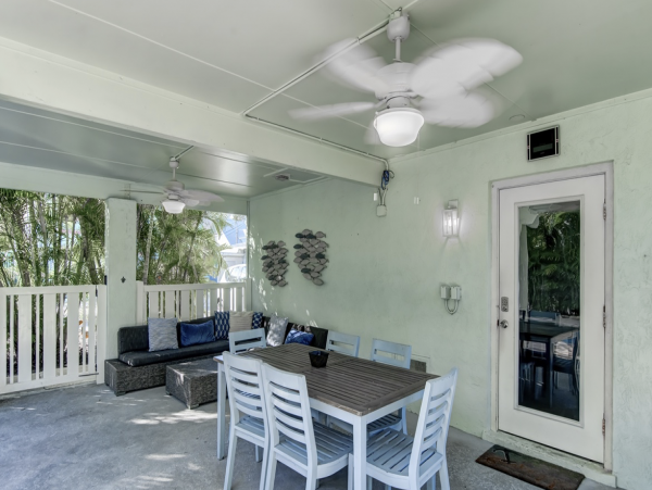 Bradenton Beach Four Bedroom Vacation Home with Pool & Spa